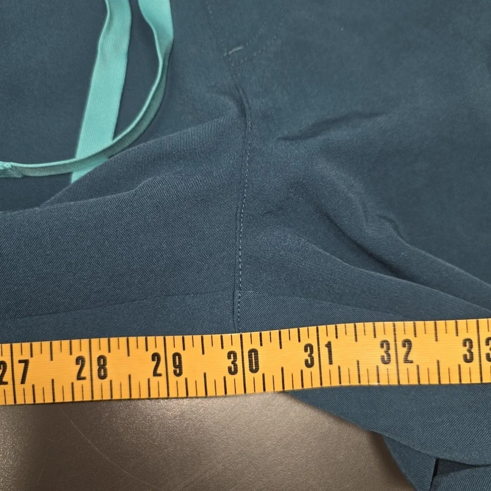 FIGS Kade Cargo Scrub Pants Women MP Blue Technical Drawstring Pockets Petite
